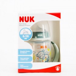 NUK Biberon Jungle Entrenamiento Silicona, 150 ml.