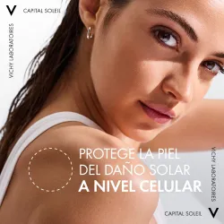 Vichy Capital Soleil Agua de Protección Solar Hidratante SPF50, 200ml.