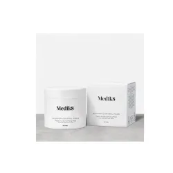 Medik8 Blemish control pads, 60 unidades Medik8 Blemish control pads, 60 unidades